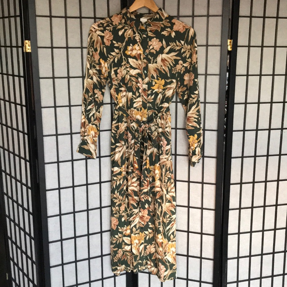 H&M collared button-up dress